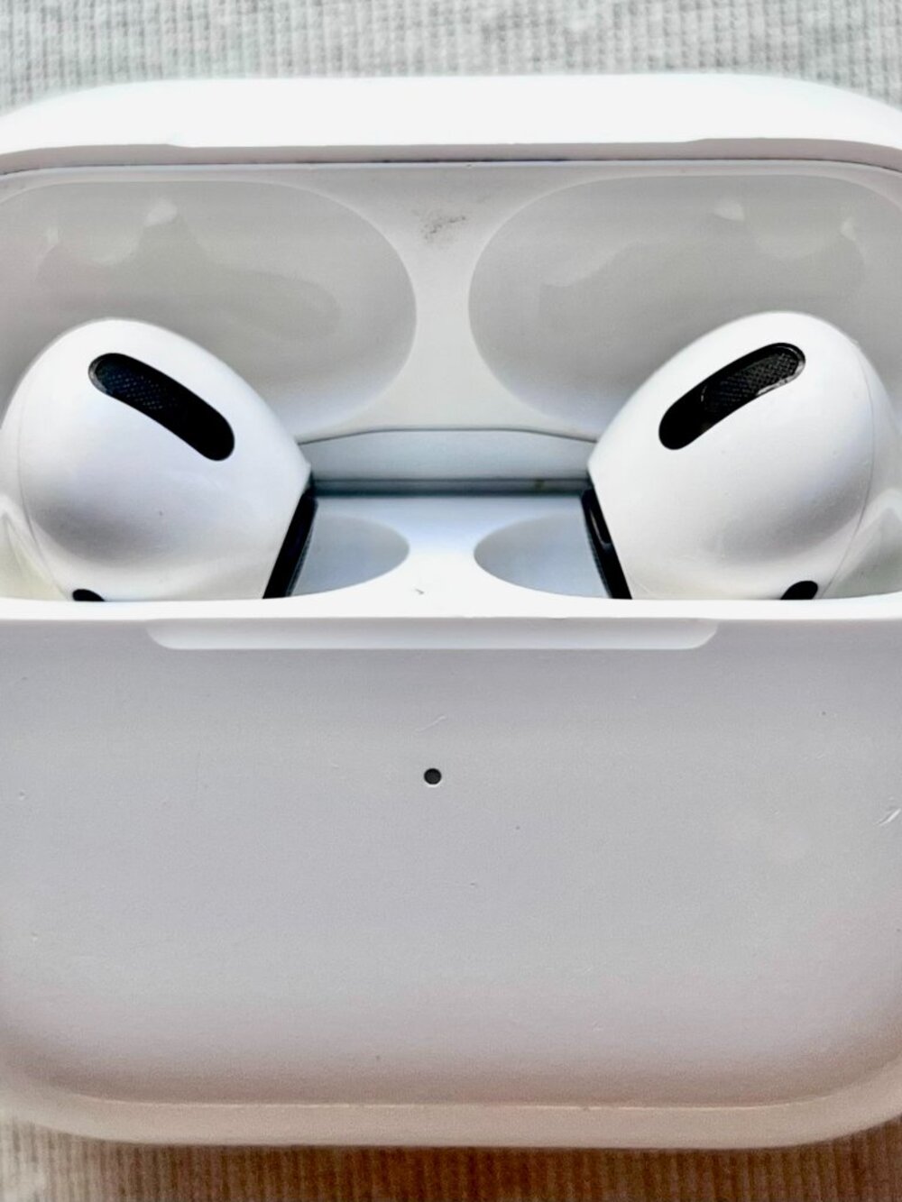 Apple AirPods Pro 1st Gen — Both Working + Case — $69 OBO